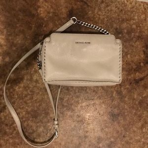 MK tan purse